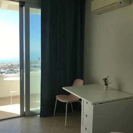 Cosy Seaview Flat *